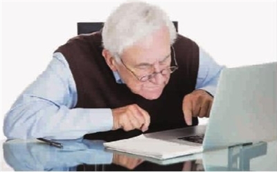 戴傳統(tǒng)老花鏡看遠(yuǎn)一片模糊，老花鏡怎么配？