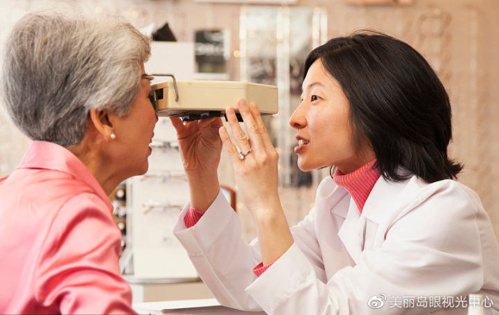 買智能老花鏡必須先驗(yàn)光，你知道嗎？