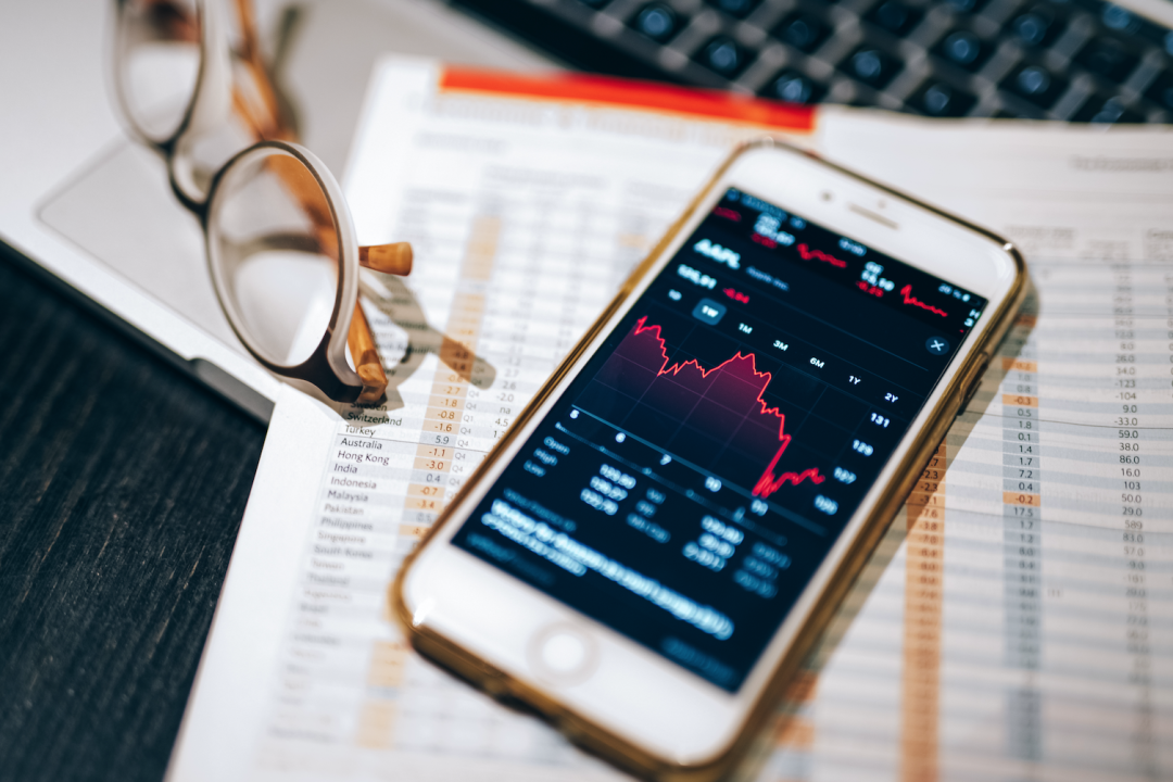 美麗島多焦鏡：遠(yuǎn)視眼和老花眼是一回事嗎？