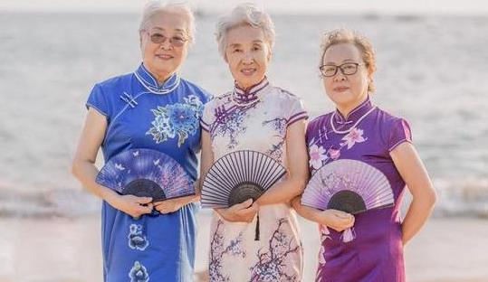 漸進(jìn)多焦鏡的原理與應(yīng)用，3個(gè)光區(qū)，看遠(yuǎn)近只需一副