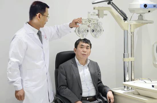 美麗島多焦鏡:十六年的堅守，只為老花眼打磨一副多焦鏡